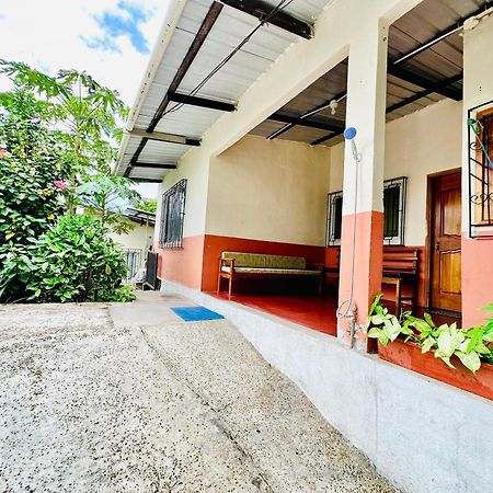 Casa Independiente Puerto Ayora  Εξωτερικό φωτογραφία